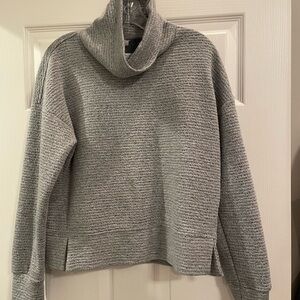 Carrie underwood pullover